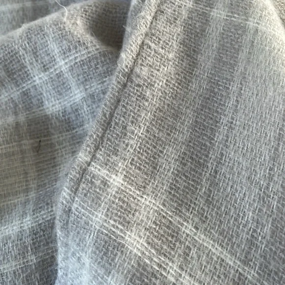 Lauren Gray Plaid Wrap - Picture 6 of 8